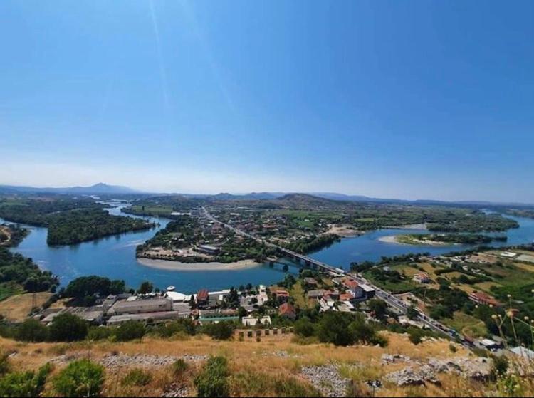 Sunrise Guest House Шкодер Екстер'єр фото
